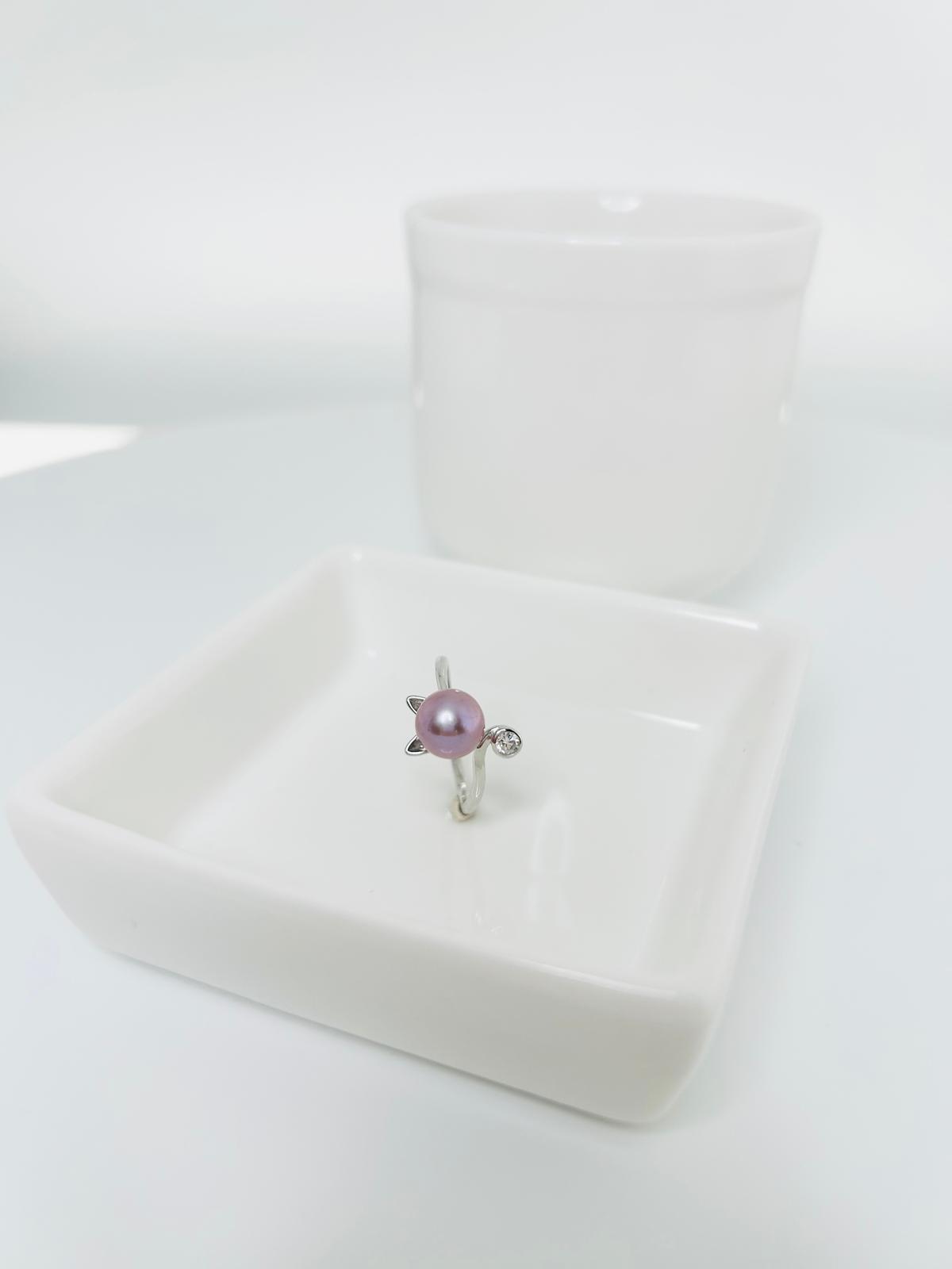 Adorable Freshwater Pearls (7-8mm) Cat Ring
