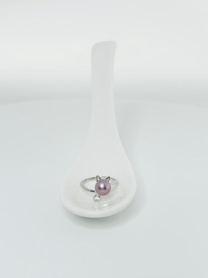 Adorable Freshwater Pearls (7-8mm) Cat Ring