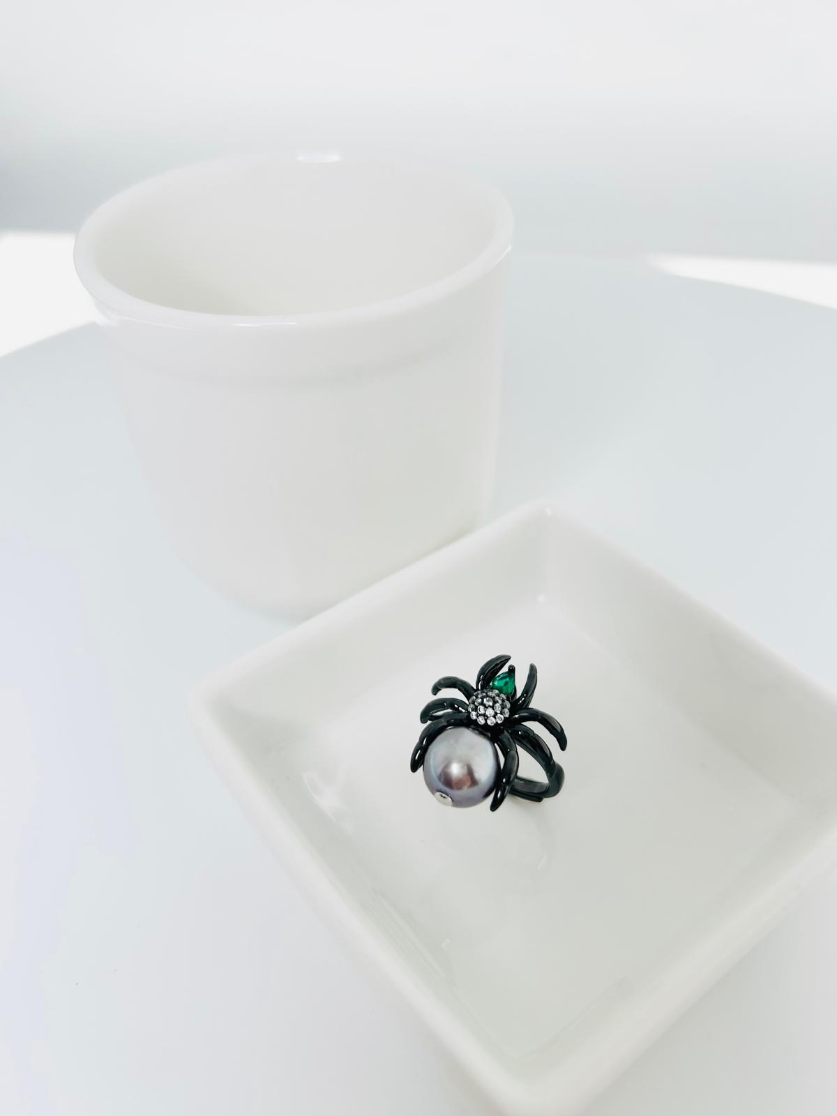 Black Widow Spider Freshwater Pearl (10mm) Ring